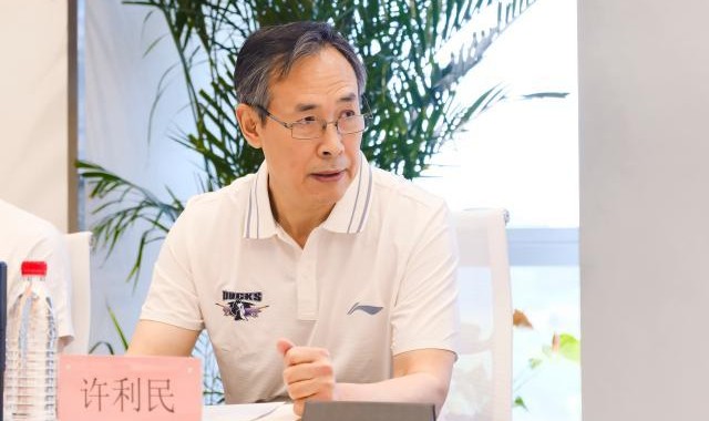 咪咕直播-新帅许利民顾问李楠携手亮相 北京男篮翻开新篇章