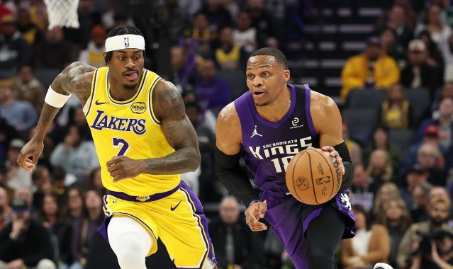 咪咕体育-联手轰48+15！两大弃将扎心湖人，西部前六位置难保？