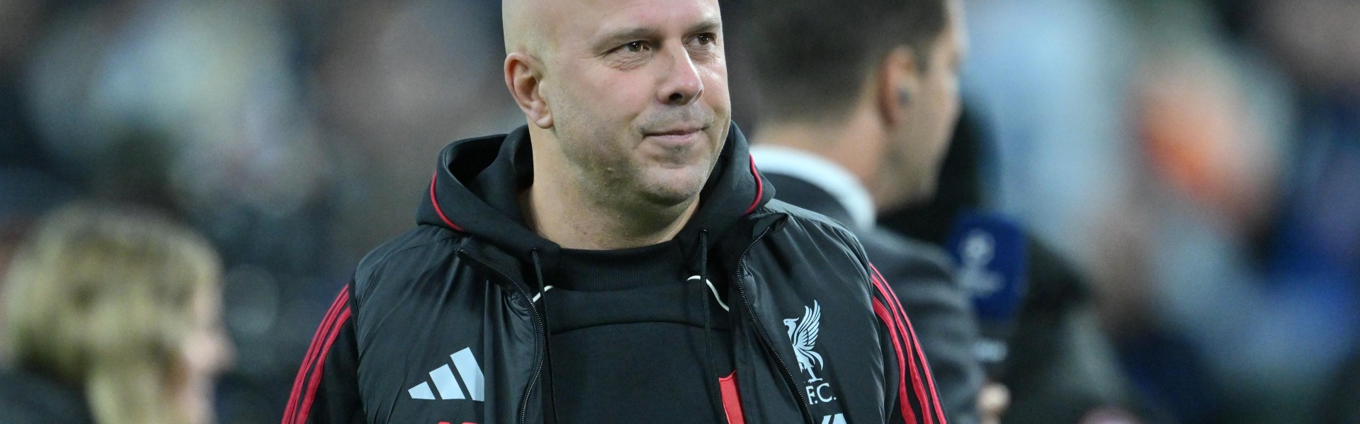 足球直播-TA：利物浦认为降低标准引进后卫没有意义，致力于投资年轻球员